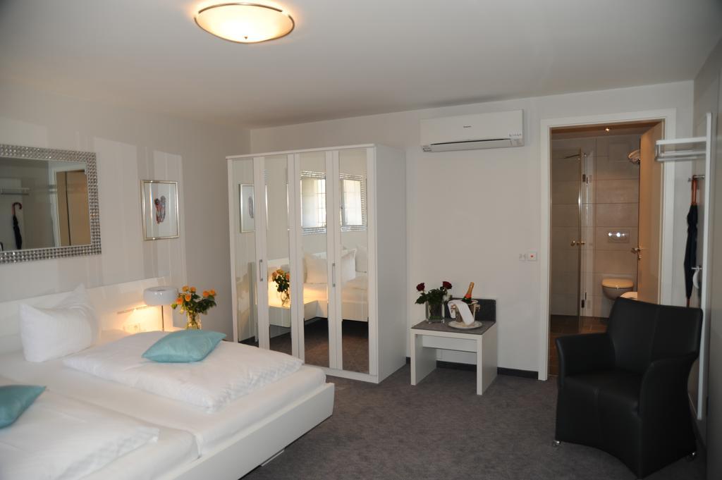 Hotel Adler - Weil Am Rhein Luaran gambar