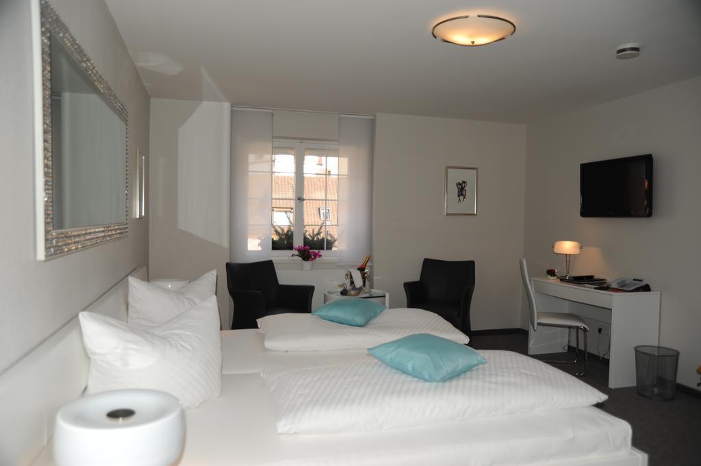 Hotel Adler - Weil Am Rhein Luaran gambar
