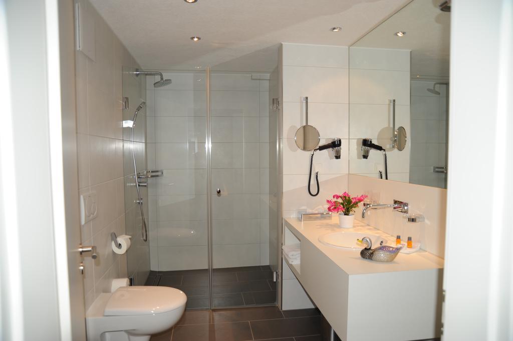 Hotel Adler - Weil Am Rhein Luaran gambar