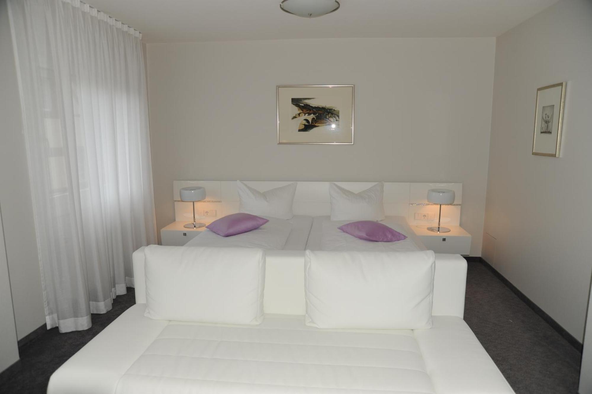 Hotel Adler - Weil Am Rhein Luaran gambar