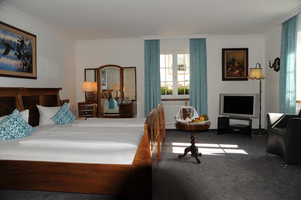 Hotel Adler - Weil Am Rhein Luaran gambar